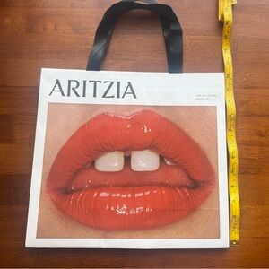 Aritzia Shopping Bag Medium 12 inch Carlin Jacobs Lips